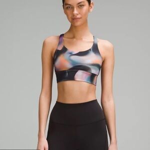 lululemon Energy Longline Bra
Medium Support- NWT